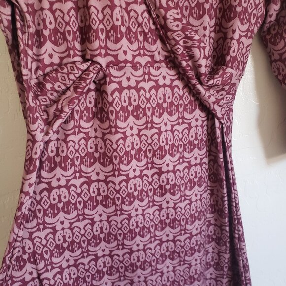 PrAna Twist Faux Wrap Printed V-Neck Dress 3/4 Sleeves Burgundy Sz Large Stretch - Picture 4 of 9